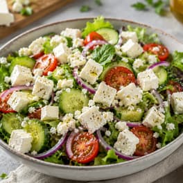 Peynirli salata