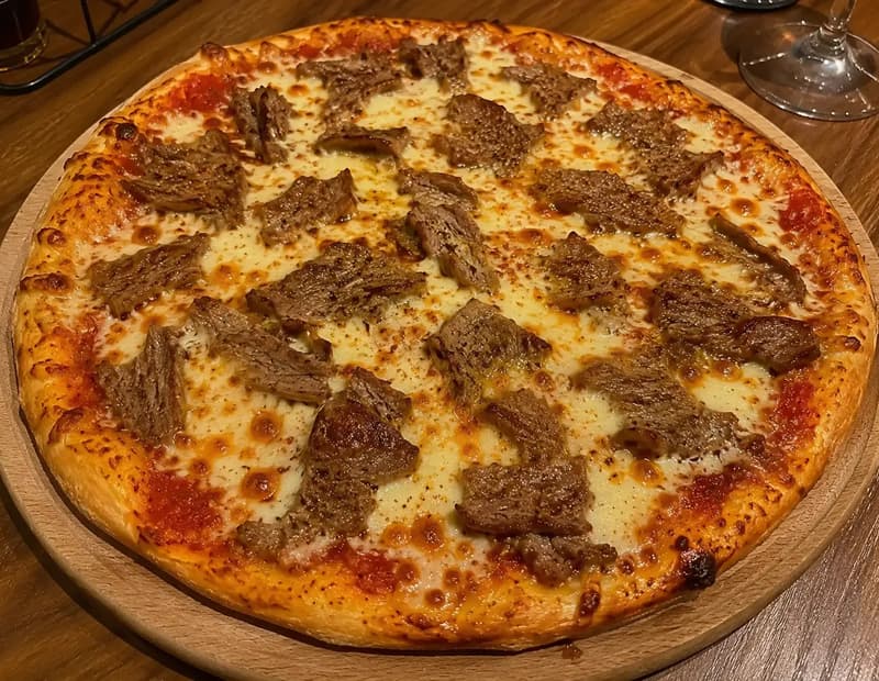 Biftek Pizza