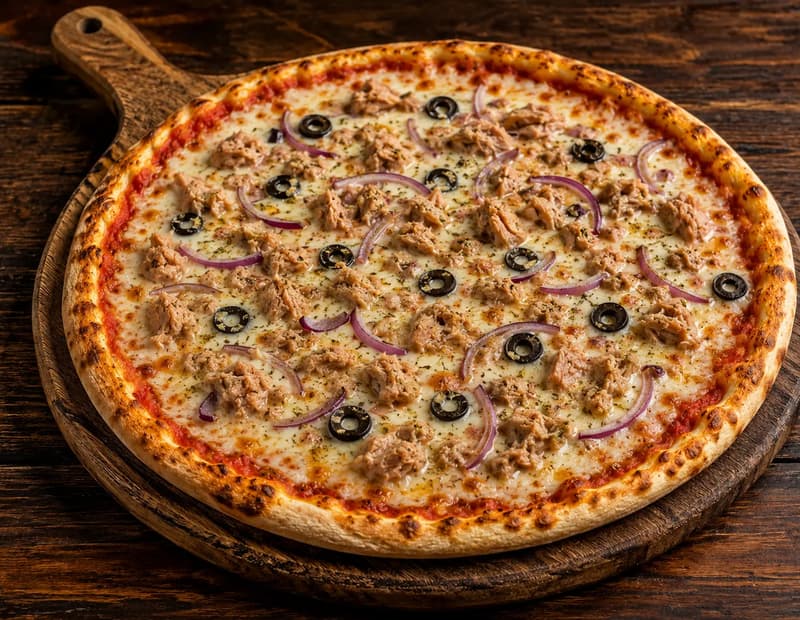 Ton balıklı pizza