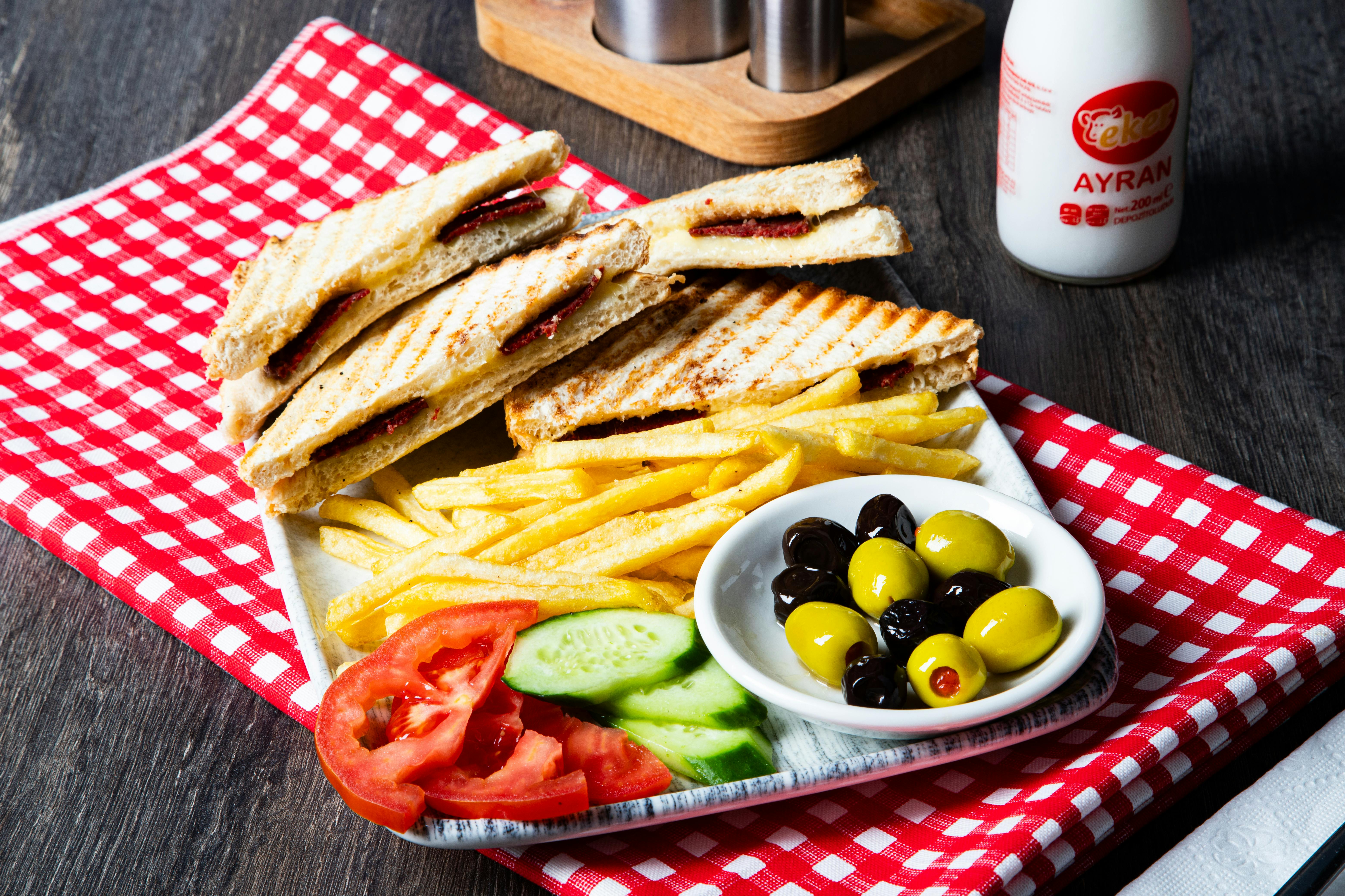 Karışık Tost
